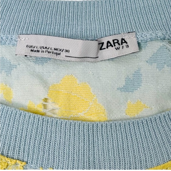 ZARA NWOT Zara Blue Yellow Lace Drop Sleeve Top. Pit to pit 22 inches. 💙💛💙💛 - Picture 2 of 5